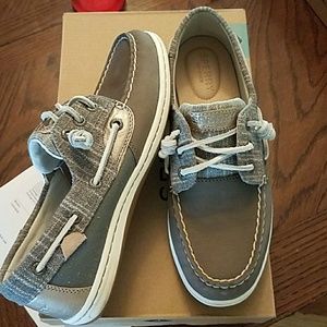 Songfish Sperry boat shoes