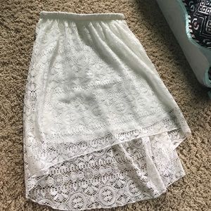 Super cute white skirt