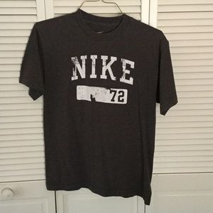 Men's Nike t shirt medium