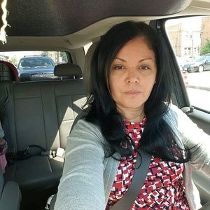 Meet your Posher, Casandra