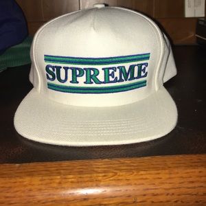 Supreme 6 Panel