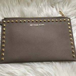 Michael Kors Clutch