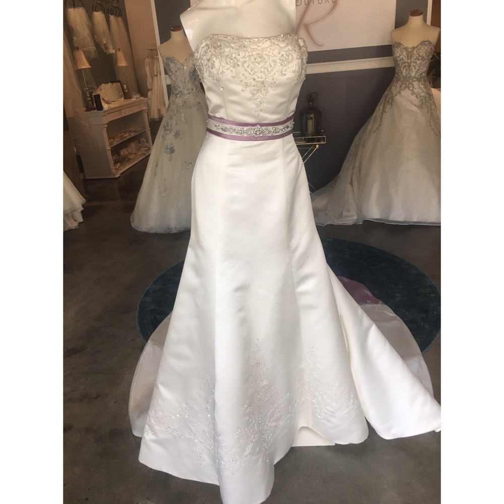 Bonny Bridal Ivory & Orchid wedding Gown