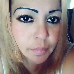 Meet your Posher, Corina