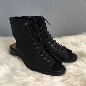 🩷SOLD🩷Shoe cult by nasty gal laced up open toe shoe