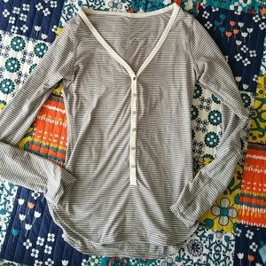 EUC (like new) Lululemon LS button down