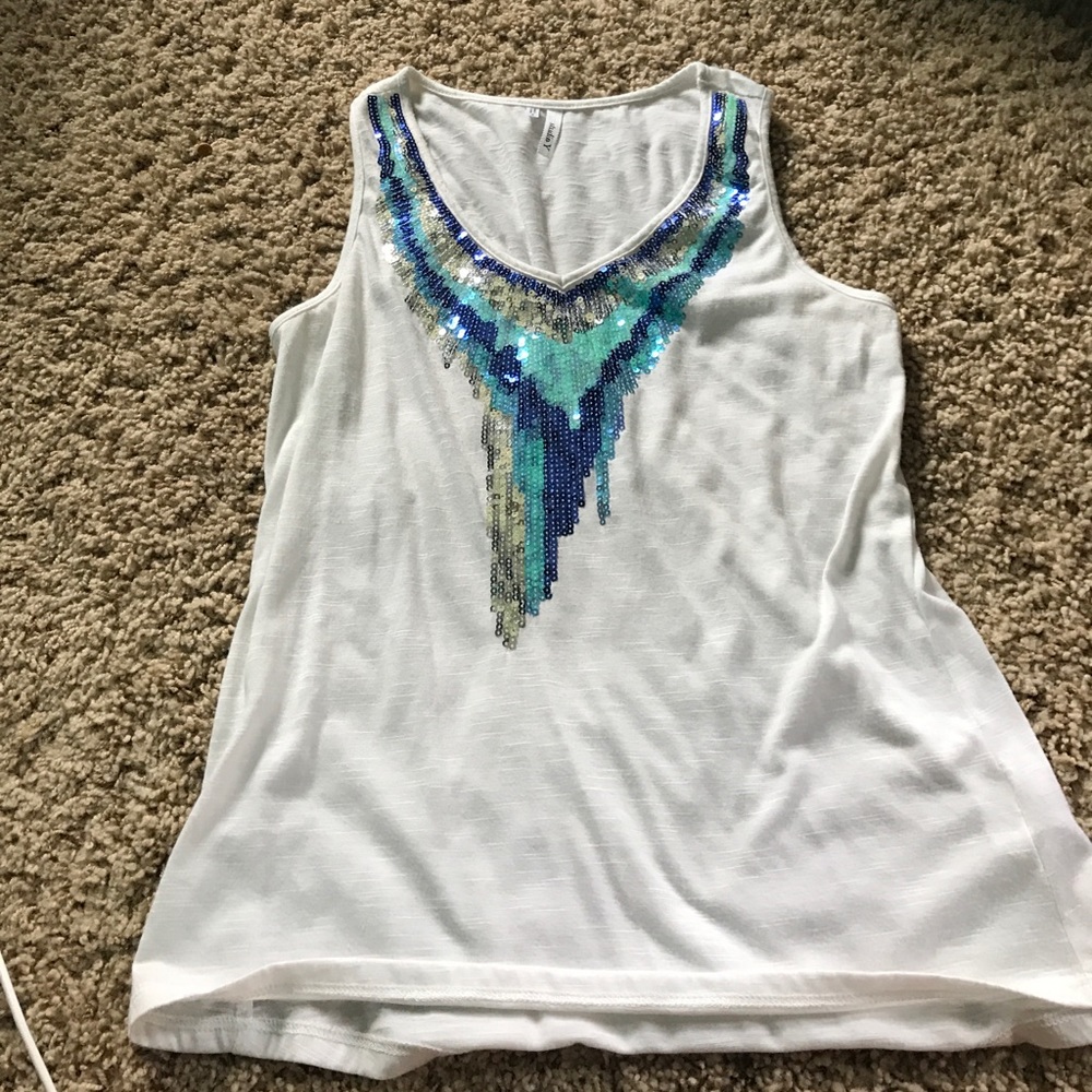 Super fun and clean white shirt!
