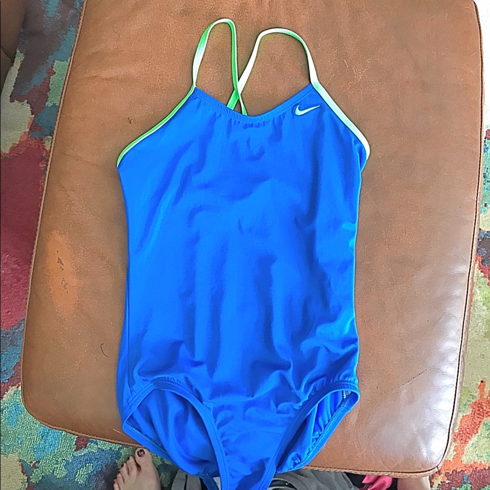 Girl's Nike swimsuit size 10