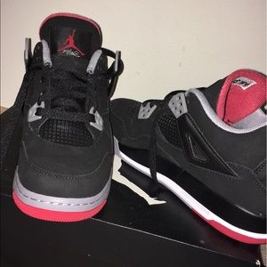 Jordan Retro 4