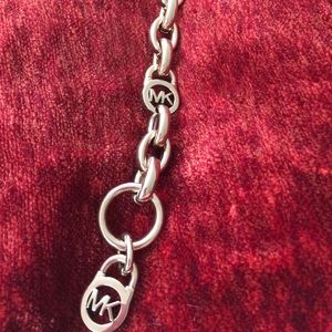 Gorgeous Michael Kors bracelet !