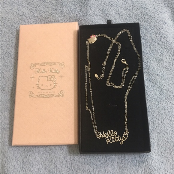 Authentic Hello Kitty necklace - Picture 4 of 4
