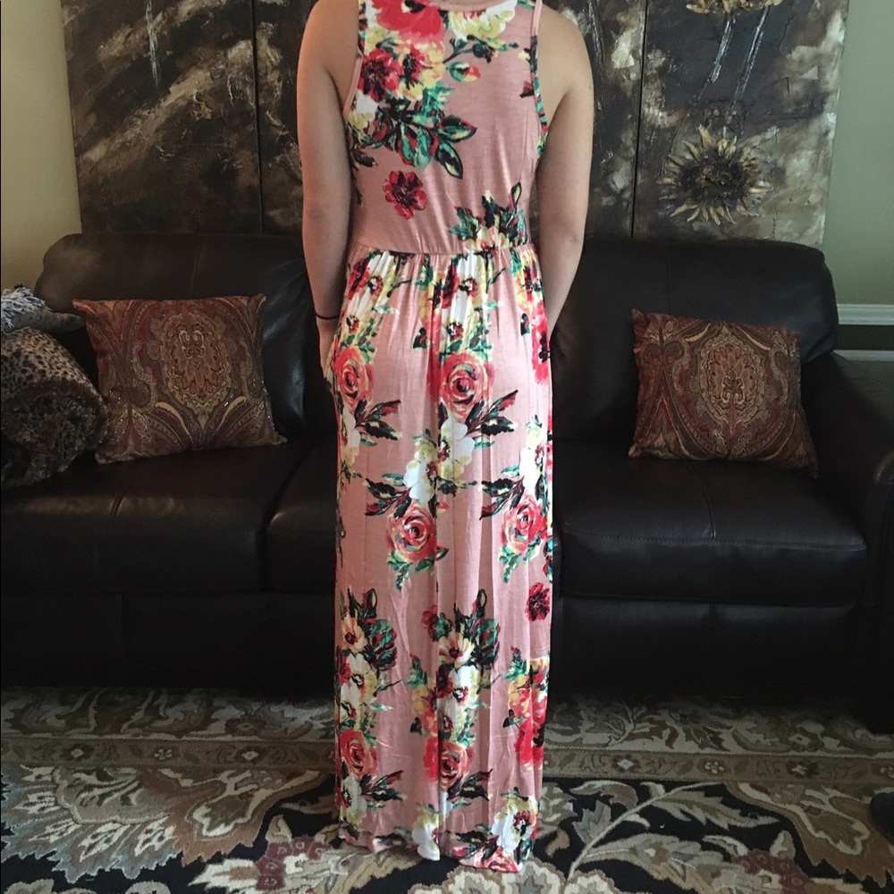 FLASH SALE PEACH FLORAL MAXI - Picture 3 of 5