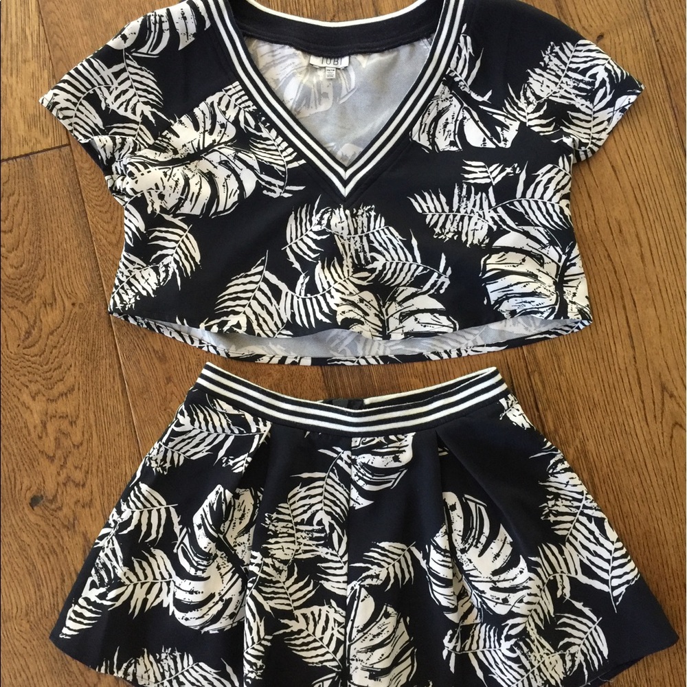 TOBI Romper Set