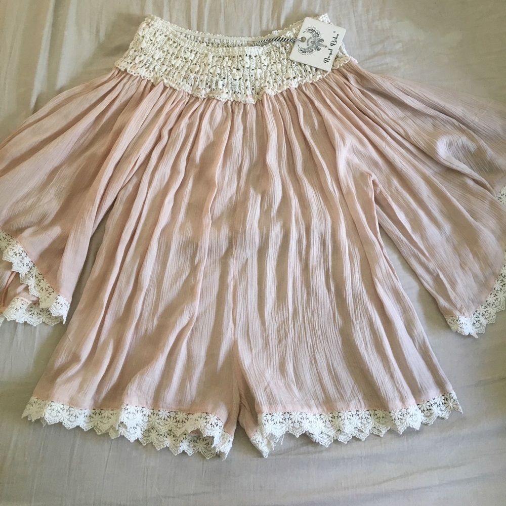 Off the Shoulder pale pink lace romper