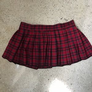 Tripp NYC size small plaid mini skirt