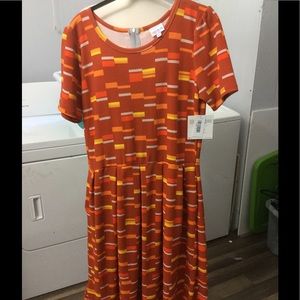 LuLaRoe Amelia