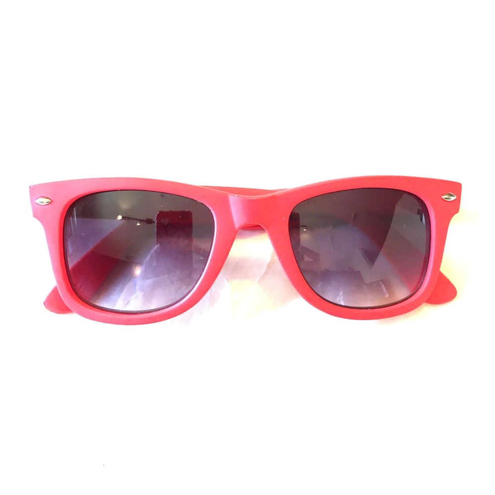 CORAL WAYFARER SUNGLASSES