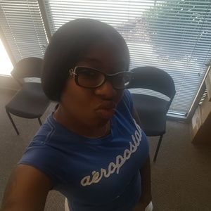 Meet your Posher, Sharlene