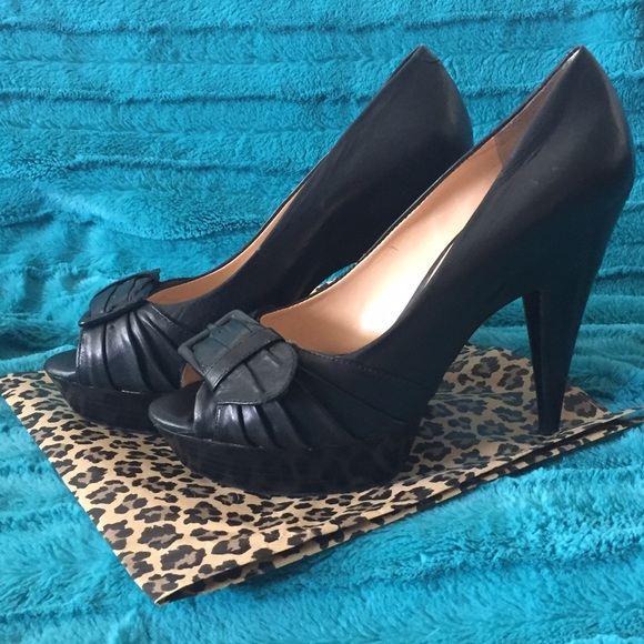 Gianni Bini Platform Pumps! - Picture 5 of 5