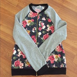 ****SOLD****ADORABLE Floral Bomber Jacket
