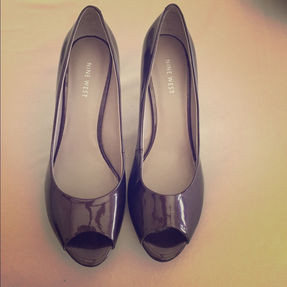 Peep toe heels