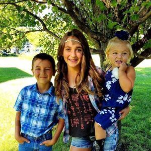 Meet your Posher, Tara