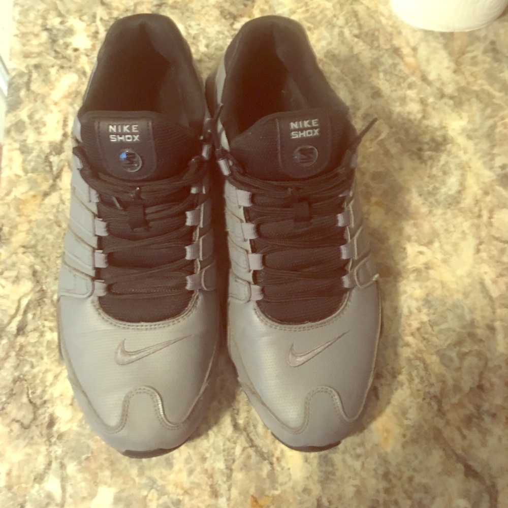 Like new Nike Shox NZ