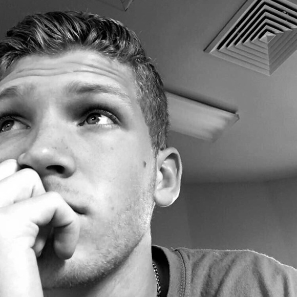 Meet your Posher, Sutter - Picture 1 of 1