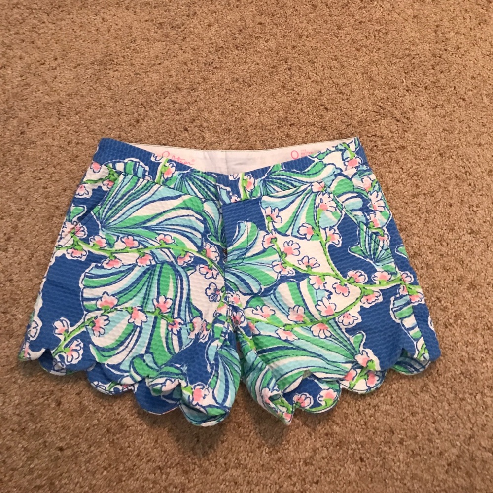 Lilly Pulitzer buttercup shorts