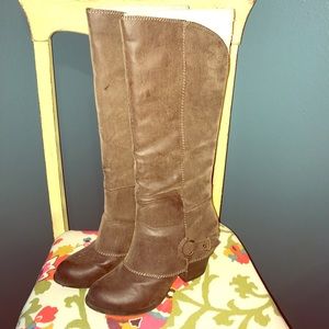 Tall fabulous boots, min worn.