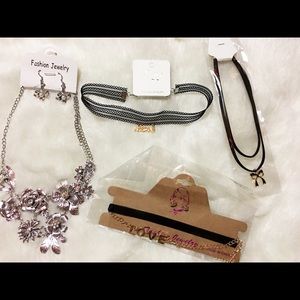 Necklaces and choker
