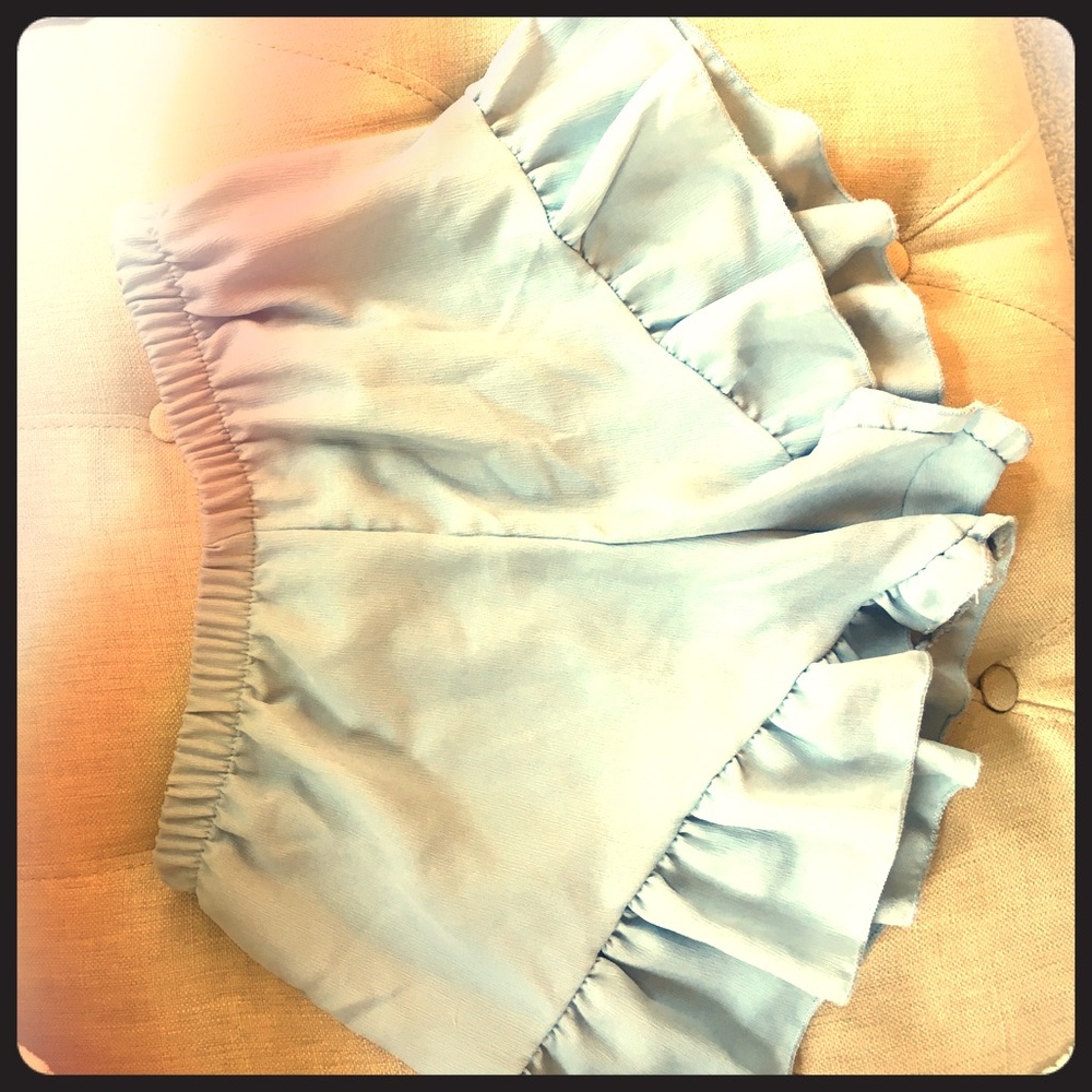 Ruffle shorts