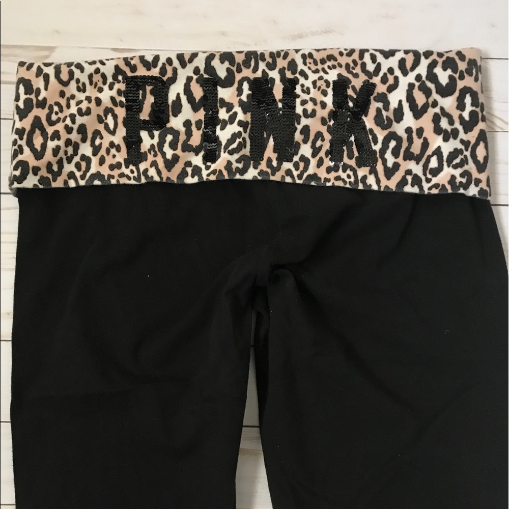 Pink by Victoria's Secret cropped Yoga pants