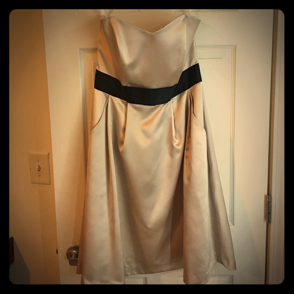 Strapless dress