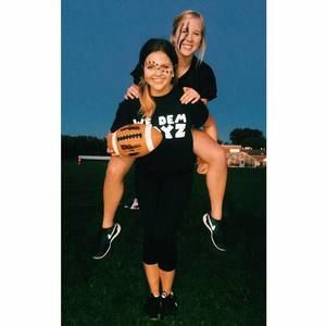 Meet your Posher, Eva