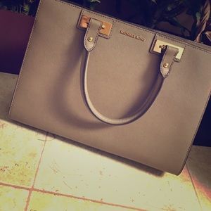 Micheal Kors Beige Leather Satchel TAGS STILL ON