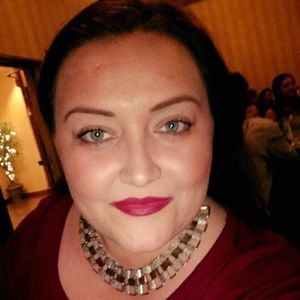 Meet your Posher, Ines