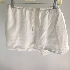 Flowy Aritzia shorts