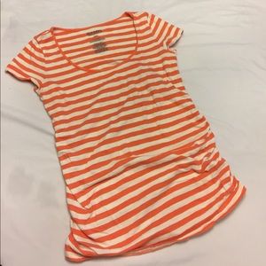 Small MATERNITY tee