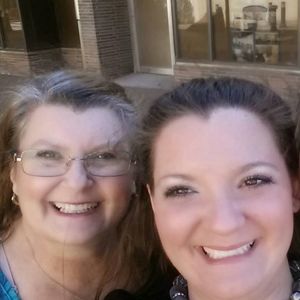 Meet your Posher, Carla