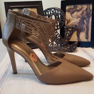 BCBG laser cut taupe heels