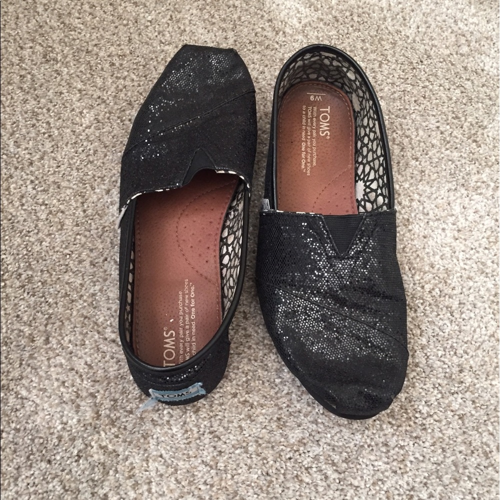 Womens sparkly toms