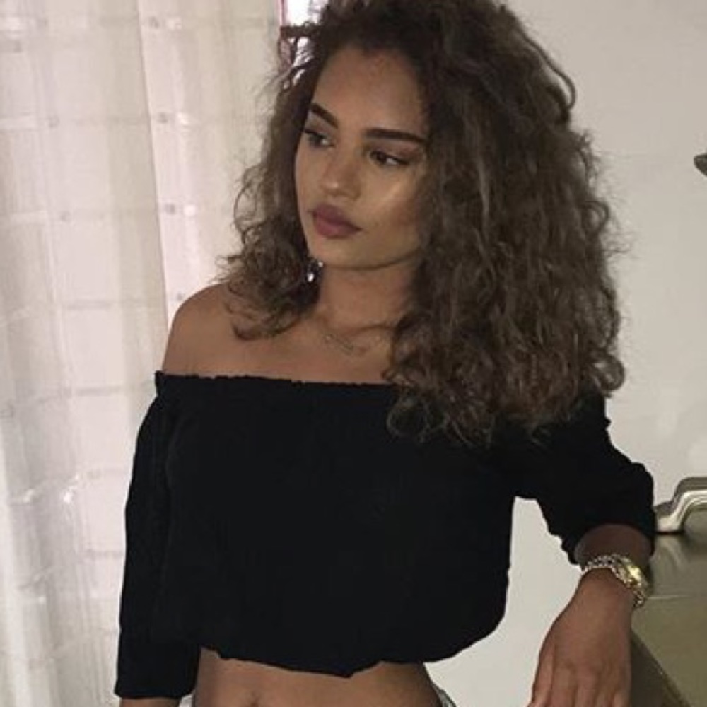 Off the shoulder black brandy melville crop top