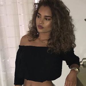 Off the shoulder black brandy melville crop top