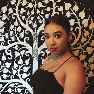 Meet your Posher, Destiny