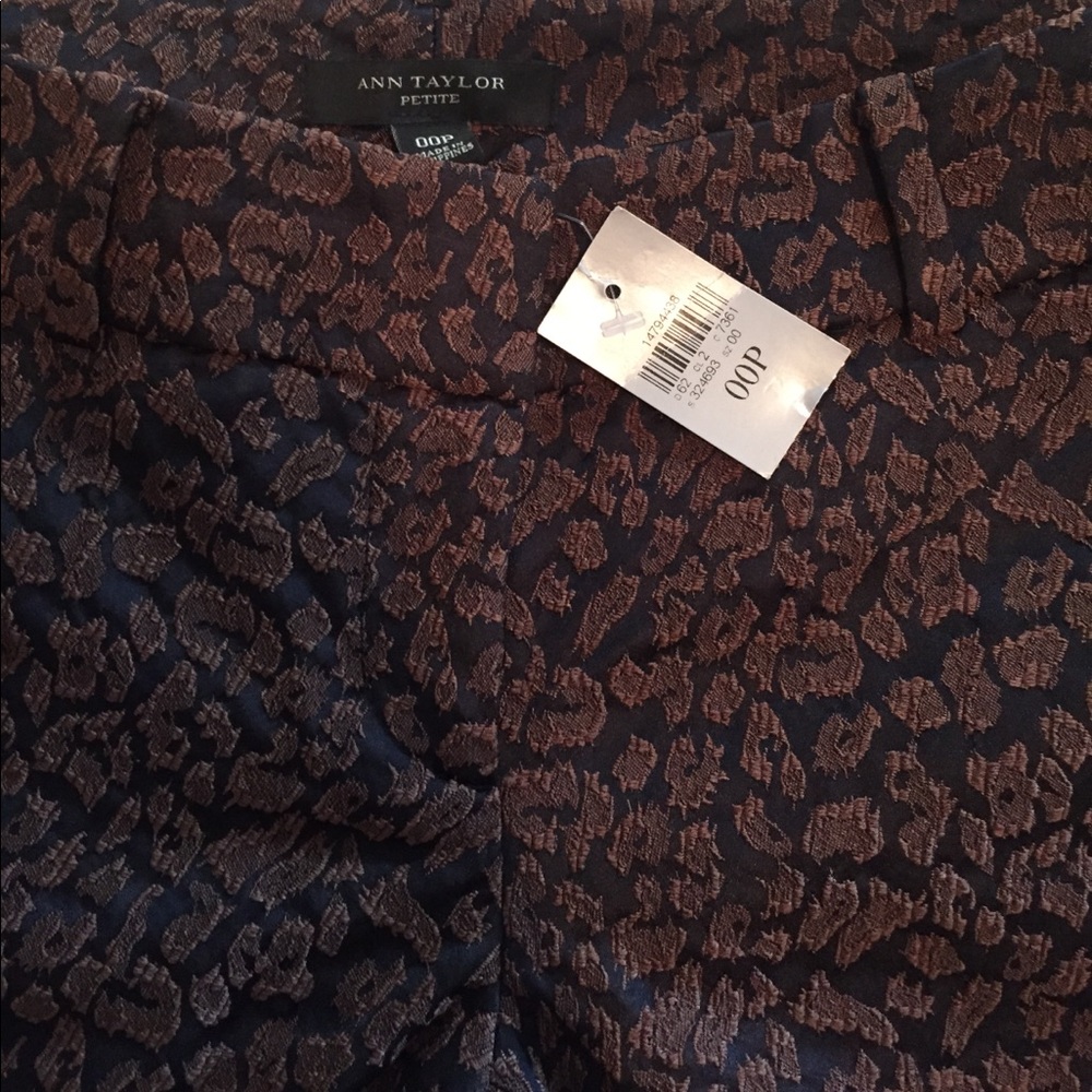 NWT Ann Taylor Capris