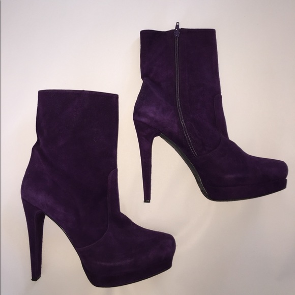 Stuart Weitzman Suede Boots - Picture 1 of 1