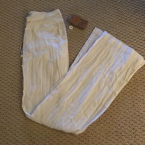 Billabong white pants