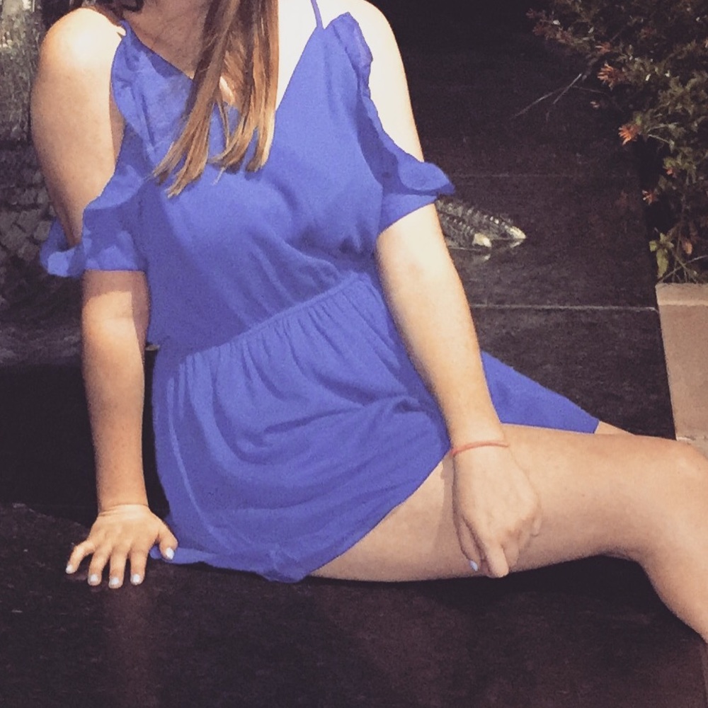 Blue romper - Picture 2 of 2