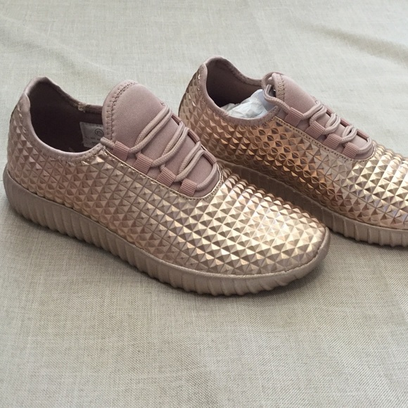 SALE!!! Rose Gold Flyknit Sneakers - Picture 3 of 7